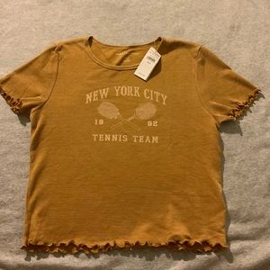 New American Eagle cropped top. Size medium fits like small.